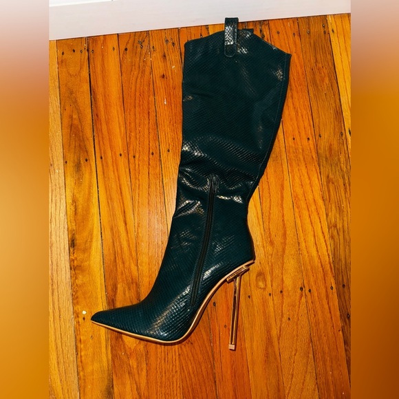 Simmi London high boots w/ box - Picture 1 of 5